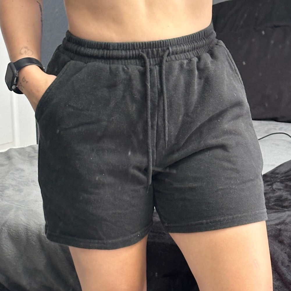 Black lounge shorts shein worn a couple of times size petite small with pockets